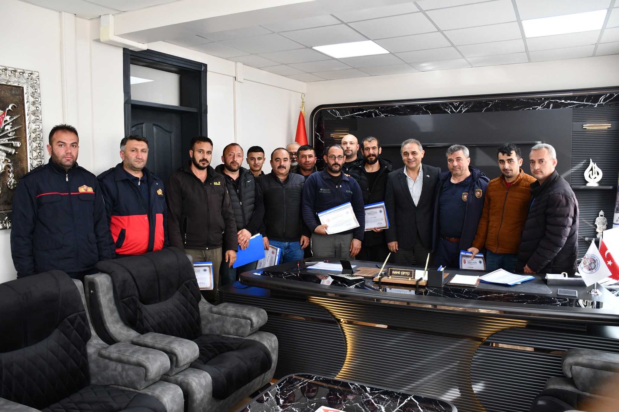 BAŞKAN ÇİFTÇİ’DEN PERSONELE TEŞEKKÜR BELGESİ
