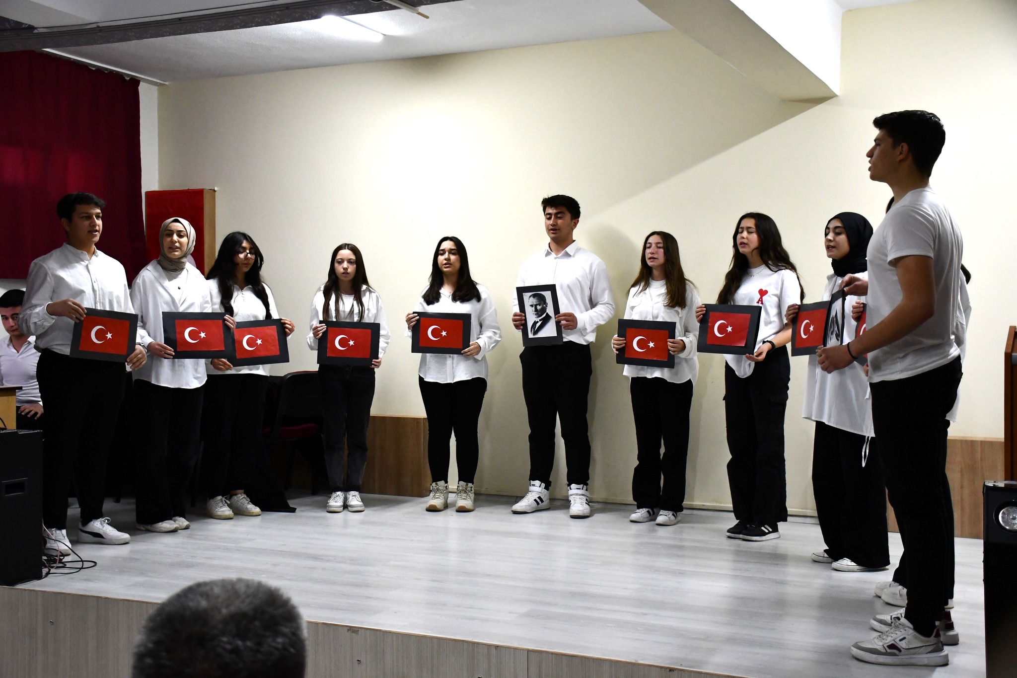 İSTİKLAL MARŞI’MIZIN 104. YILI KUTLANDI