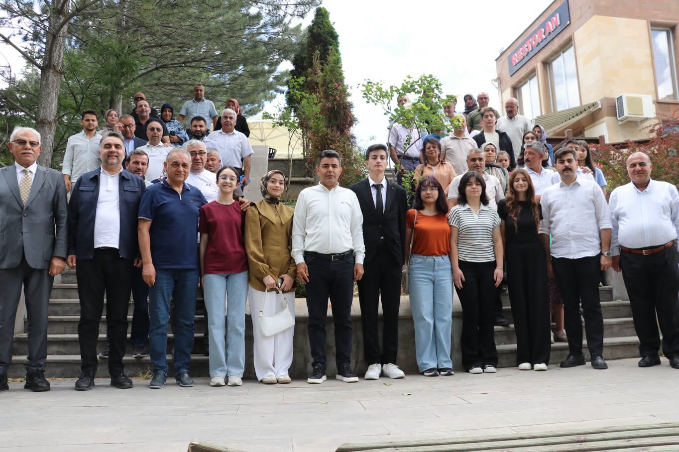 LGS ve YKS Başarısı Gökpınar’da Taçlandırıldı
