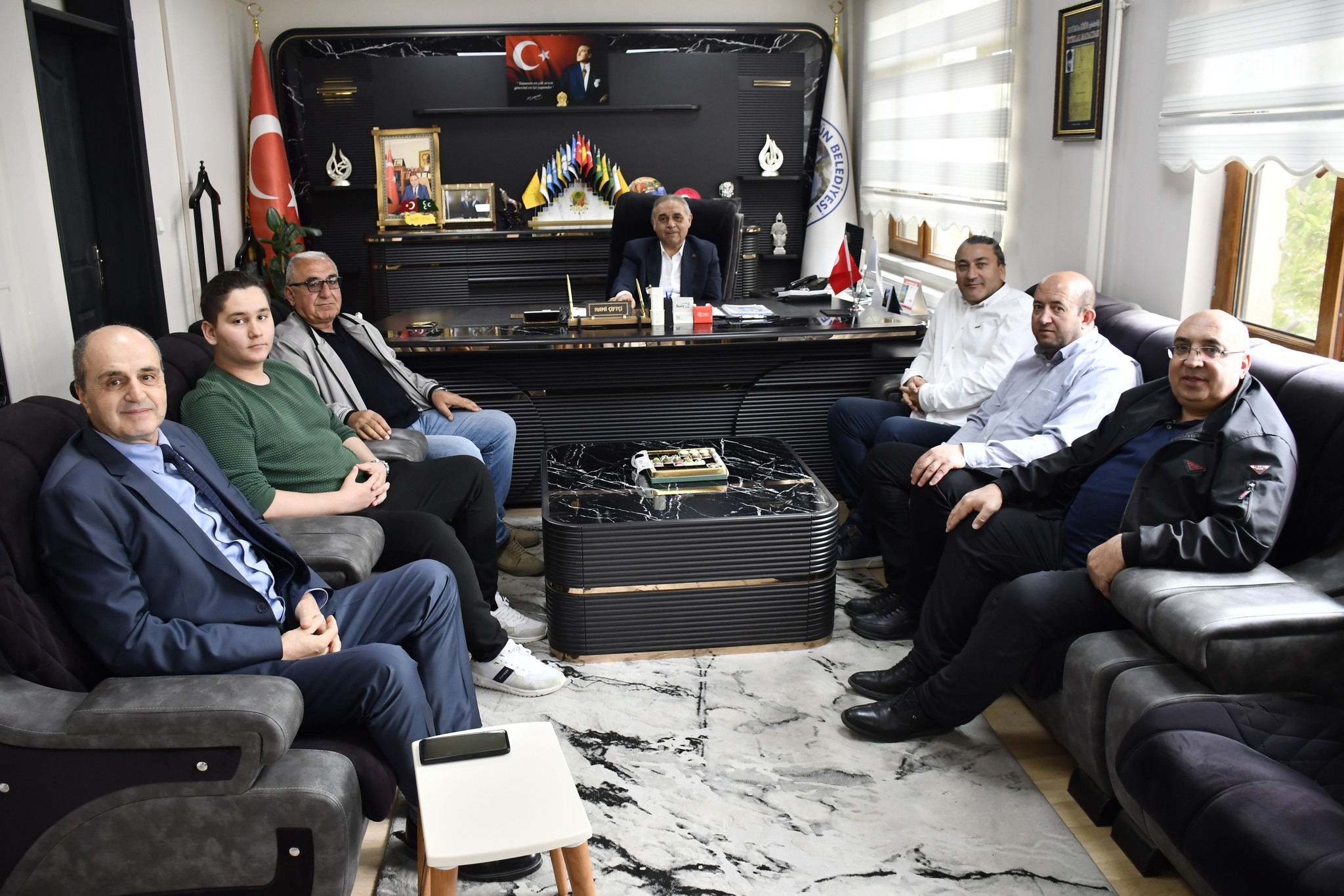 Dr. Korkmaz ve Çakmaktan Başkan Çiftçiye Anlamlı Ziyaret 