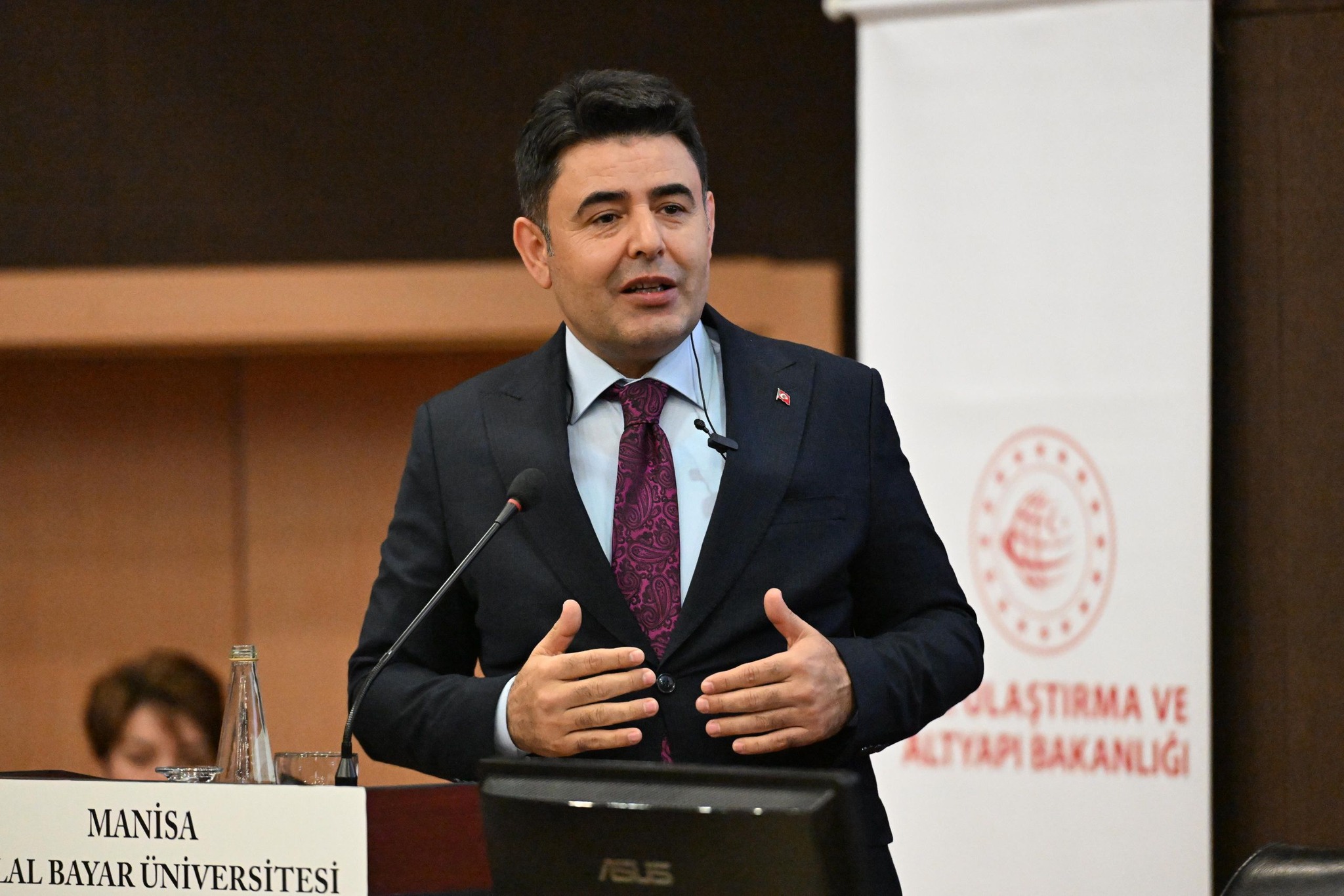 Gürün’ün Gençlerine Müjde: Halısaha Yenileniyor