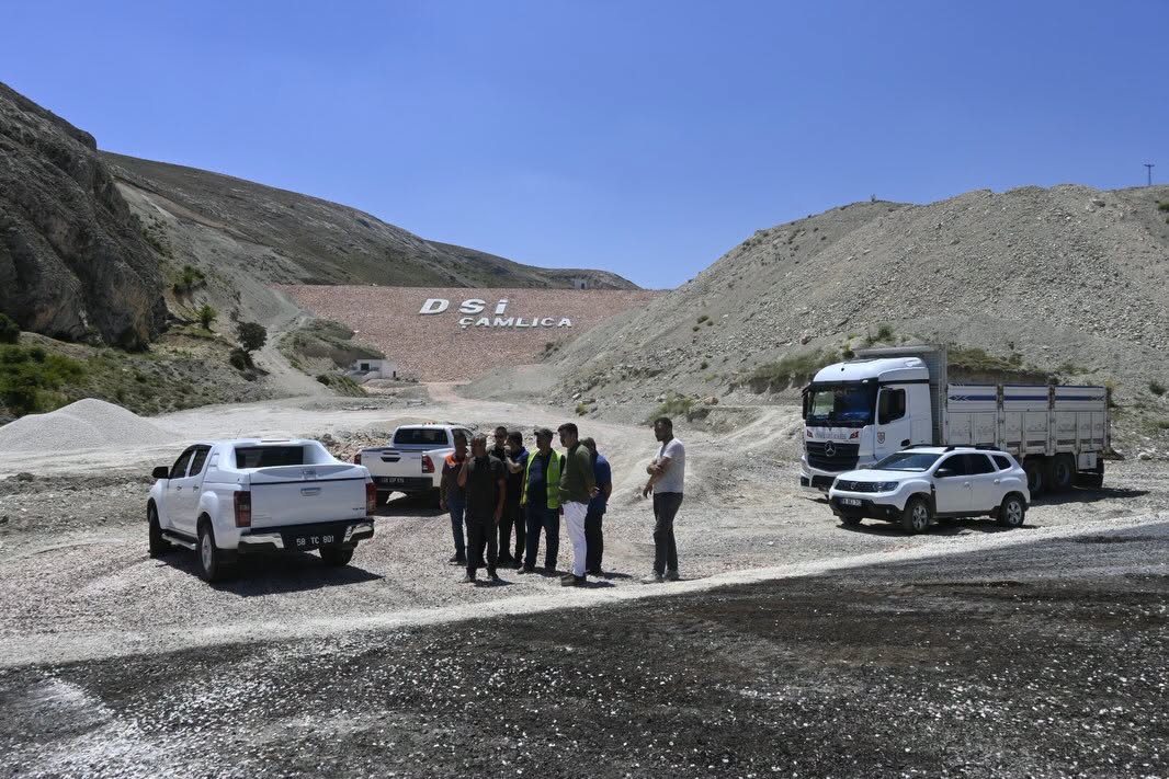 Çamlıca Köyü’nde 2 Kilometrelik Asfalt Çalışmaları Tamamlandı